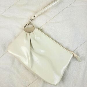 Chateau vintage white patent leather wristlet removable strap silver party fancy